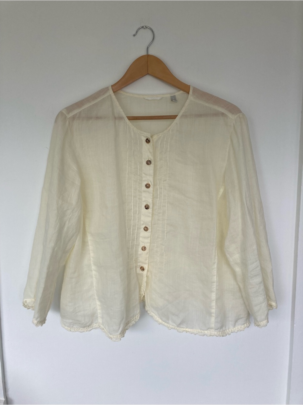 Women’s Cream Linen Button-Front Blouse with Pintuck Detail
